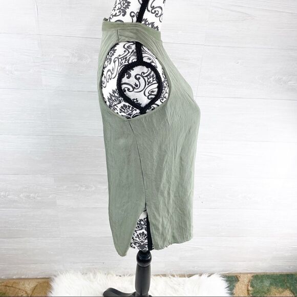 Vince Rib Trim Pale Jade Shell Tank Top - Picture 6 of 9